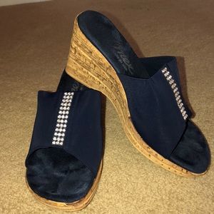 Onyx cork sandals